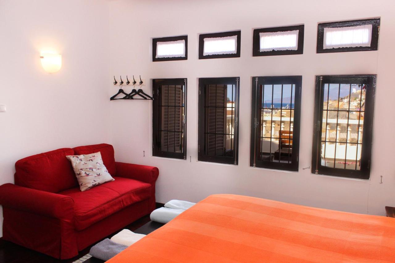 Vila Mira Mar Bed & Breakfast Mindelo Exterior photo